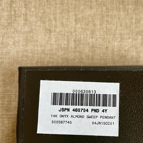 Ross Simons 14K Gold and Onyx Almond Sweep Teardrop Pendant NWT - Picture 9 of 9